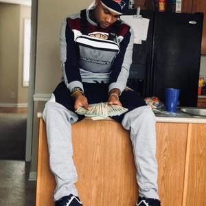 Meet your Posher, Darius